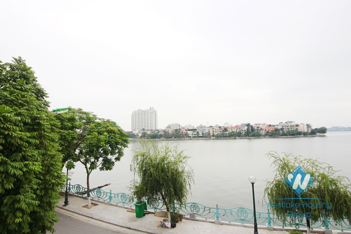 Lake view apartment with 02 bedrooms for rent in Westlake, Tay Ho
